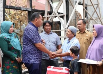 Wali Kota Pariaman Salurkan Bantuan untuk Korban Kebakaran di Empat Desa