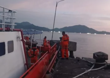 KM Rezki Hilang Kontak di Perairan Pesisir Selatan, Dua Nelayan Belum Ditemukan