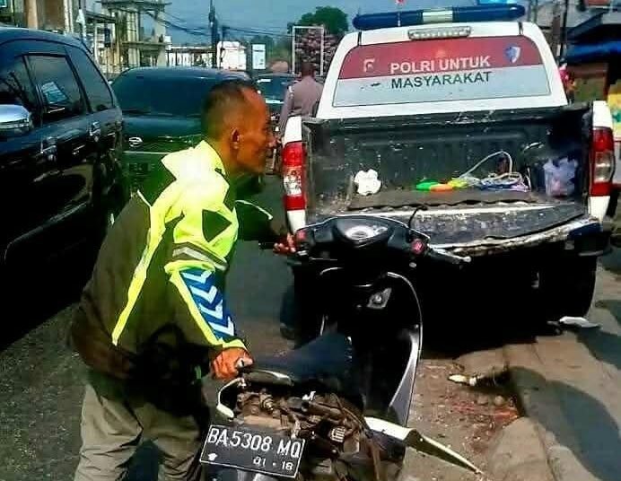 Pemotor tewas kecelekaan di Simpang Garegeh, Kecamatan Mandiangin Koto Selayan, Kota Bukittinggi pada Kamis (28/8/2025) pagi.