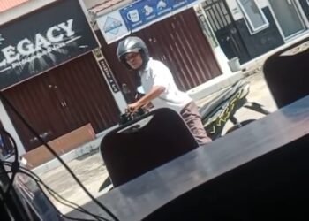 Video: Detik-Detik Pria Diduga Lakukan Aksi Tak Senonoh di Depan Wanita di Padang