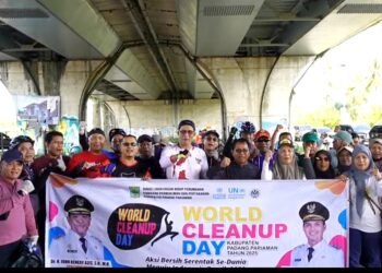 Pemkab Padang Pariaman Gelar Aksi Bersih Sambut World Clean Up Day 2025