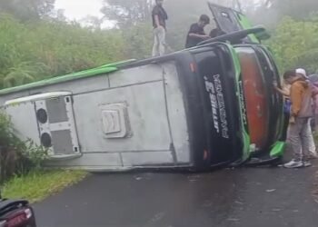 Video: Bus Pariwisata Kecelakaan di Agam