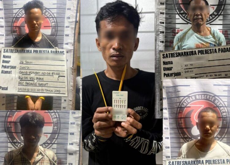 Satresnarkoba Polresta Padang meringkus lima orang tersangka pengedar sabu-sabu dalam operasi dua hari di sejumlah lokasi. Foto: Polresta Padang