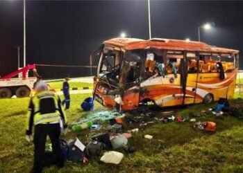 Penampakan Bus ALS Usai Terguling di Tol Padang-Sicincin, Korban 31 Orang Rombongan Atlet Karate Sumut