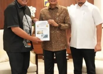 Temui Menteri PUPR, Wali Kota Pariaman Serahkan Usulan Proyek Infrastruktur