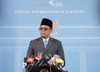 Sosok Hasan Nasbi, Putra Bukittinggi yang Dicopot Presiden Prabowo dari Kepala PCO