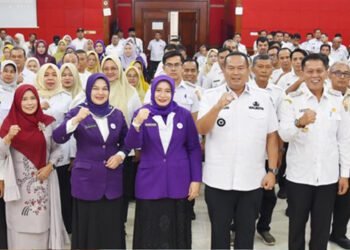 Wali Kota Pariaman Kukuhkan Tim Pembinan Posyandu Periode 2025-2030