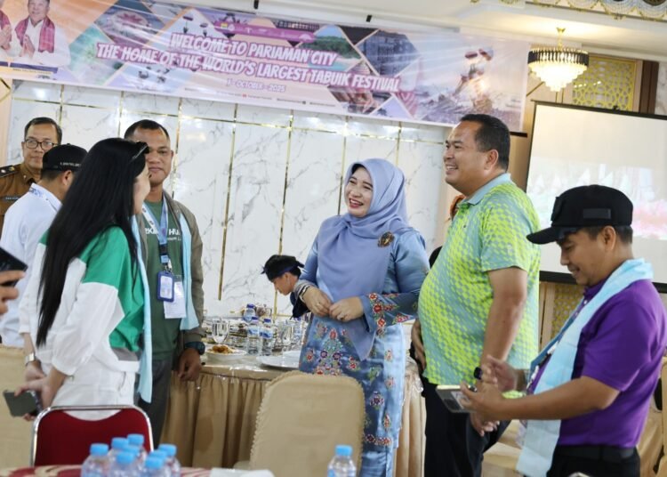 Wali Kota Pariaman Yota Balad menerima kunjungan jajaran pengurus Asosiasi Pelaku Pariwisata Indonesia (ASPPI) di Balairung Rumah Dinas Wali Kota Pariaman, Selasa (7/10/2025).