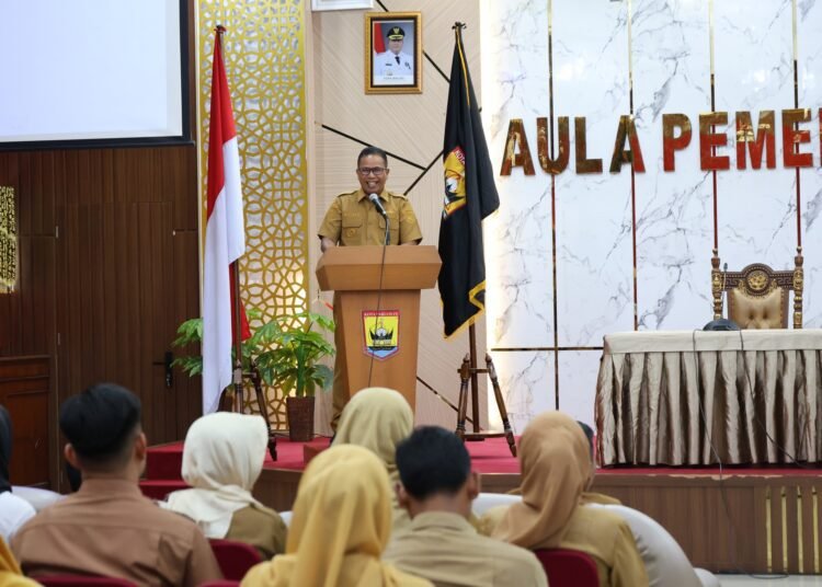 Sosialisasi program Beasiswa ke Seluruh Dunia bagi Aparatur Sipil Negara (ASN) dan masyarakat Kota Pariaman. Kegiatan tersebut berlangsung di Aula Balai Kota Pariaman, Selasa (21/10/2025).