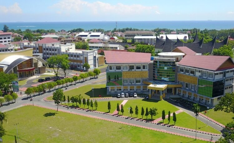 Universitas Negeri Padang. Foto: IST