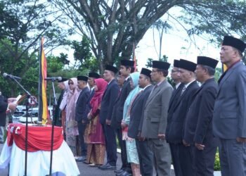 Wali Kota Bukittinggi Lantik 20 Pejabat Struktural, Tekankan Pentingnya Disiplin dan Profesionalitas