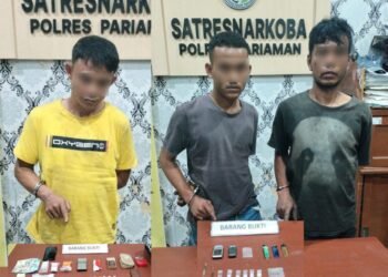 Mantan Wali Korong di Padang Pariaman dan Dua Rekannya Digerebek Polisi, Sabu-Sabu dan Ganja Siap Edar Disita