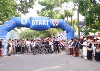 Pemko Payakumbuh Gelar Parade Onthel 2025, Kota Berubah Jadi Wisata Tempo Dulu