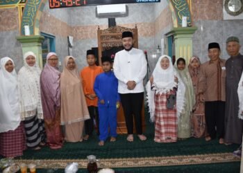 Wali Kota Padang Pantau Program Subuh Mubarakah di Masjid Taufiq Kayu Gadang