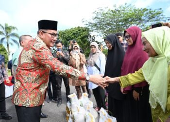 Pemko Bukittinggi Salurkan Bantuan Pangan Periode Oktober-November 2025