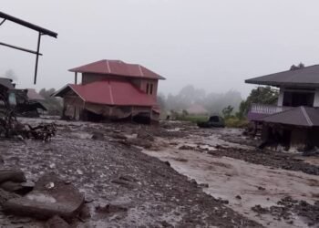 Banjir Bandang Landa Malalak Agam, 2 Orang Tewas dan Puluhan Rumah Hanyut