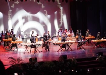 Seniman Masuk Sekolah, Siswa Padang Panjang Tampil Percaya Diri di Panggung Seni