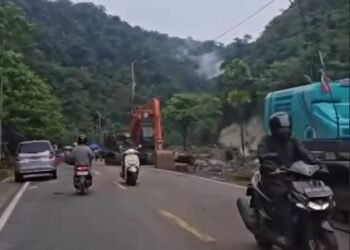 Jalan Padang-Bukittinggi via Lembah Anai Mulai Uji Coba untuk Sepeda Motor