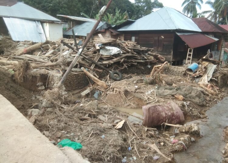 Situasi pascabanjir bandang di Tanjung Raya, Agam, beberapa waktu lalu. Foto: Ist