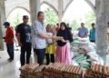Pemko Pariaman Salurkan Bantuan Sembako untuk 250 KK Terdampak Banjir