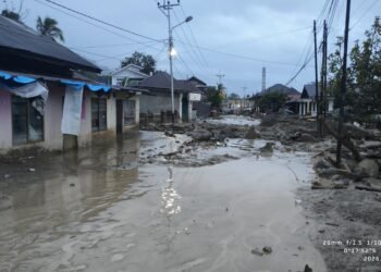 Galodo Susulan Landa Maninjau Agam, Jalan Lubuk Basung–Bukittinggi Lumpuh Total