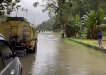 Jalan Kebanjiran, Akses Utama Padang—Bengkulu Lumpuh