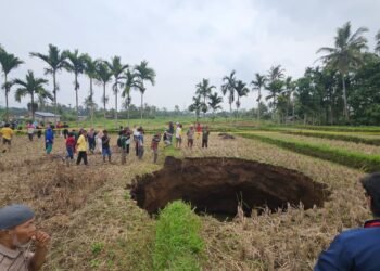 Fenomena Sinkhole Kejutkan Warga di Limapuluh Kota