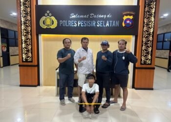 Nongkron di Warung, Seorang Pemuda di Pesisir Selatan Ditangkap Polisi