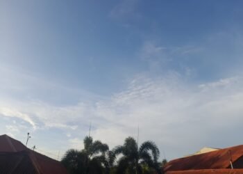 Prakiraan Cuaca Padang Hari Ini, 18 Januari 2026: Berawan di Seluruh Wilayah