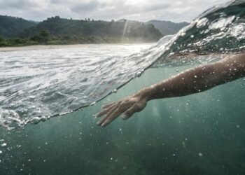 Siswa SMA di Padang Tewas Tenggelam Saat Mandi di Pantai