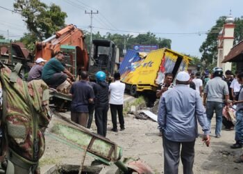 Jalur Padang Panjang–Bukittinggi Kembali Lancar Usai Kecelakaan Beruntun