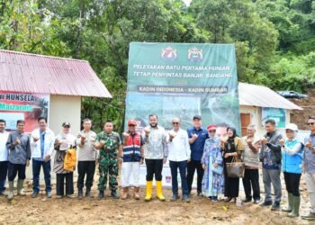 Wali Kota Padang Letakkan Batu Pertama Pembangunan Huntap untuk Penyintas Banjir Bandang