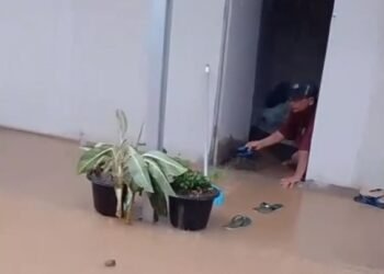 Huntara Korban Galodo di Palembayan Agam Terendam Banjir