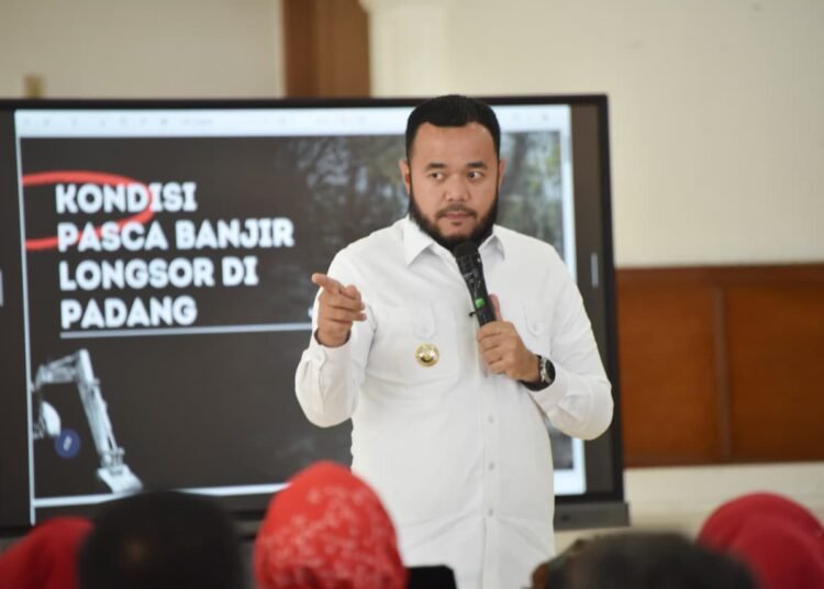 Wali Kota Padang, Fadly Amran.