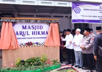 Wawako Payakumbuh Resmikan Masjid Darul Hikmah, Ajak Warga Hidupkan Gerakan Maghrib Mengaji