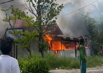 1 Rumah dan 1 Warung Terbakar di Agam, Kerugian Capai Rp500 Juta