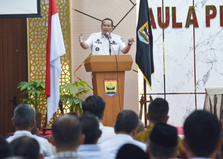 Wali Kota Pariaman Yota Balad membuka Forum Konsultasi Publik Rancangan Awal Rencana Kerja Pemerintah Daerah (Ranwal RKPD) Kota Pariaman Tahun 2027 di Aula Balai Kota Pariaman, Rabu (11/2/2026).