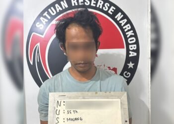 Polisi Tangkap Pengedar Sabu-Sabu di Pinggir Jalan di Sijunjung