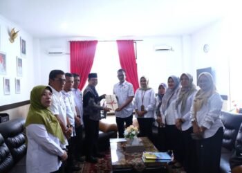 Pemko Payakumbuh Terima 165 Sertifikat Aset Tanah dari BPN, Lampaui Target 2025