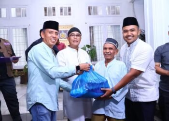 Kwarcab 0314 Payakumbuh Salurkan 70 Paket Sembako untuk Masyarakat