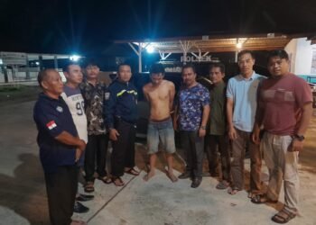 Warga Bakar Motor Maling Sawit di Dharmasraya, Serahkan Pelaku ke Kepolisian