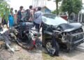 Mobil dan Motor Tabrakan di Pasaman, Satu Orang Tewas, Motor Hancur Tak Berbentuk