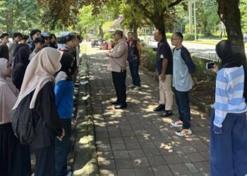 Wali Kota Padang Panjang Lepas 74 Mahasiswa Ikuti Program Mama Papa Mudik Gratis 2026
