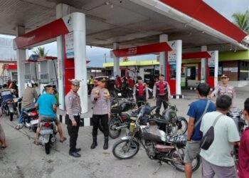Polisi Sita 2 Mobil dan 3 Motor Tangki Modifikasi di SPBU di Solok Selatan