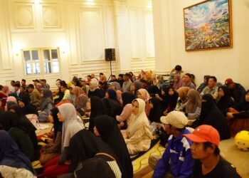 123 PPKS dan 110 KK Korban Bencana di Padang Panjang Terima Bantuan Sembako dari Pemerintah