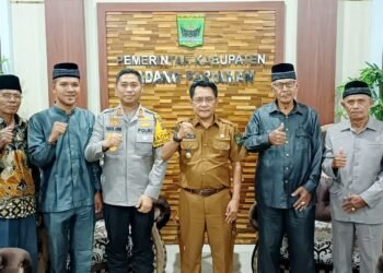 Terima Kunjungan Niniak Mamak, Bupati Padang Pariaman Bahas Pemanfaatan 100 Hektare Lahan Tidur