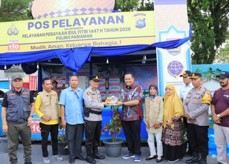 Wali Kota Pariaman, Yota Balad, bersama Wakil Wali Kota Mulyadi, melakukan peninjauan ke sejumlah Pos Pengamanan (Pos PAM) dan Pos Pelayanan (Pos Yan) Idulfitri 1447 Hijriah di titik-titik strategis daerah tersebut, Senin (23/3).