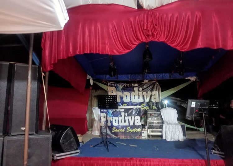 Satpol PP Pesisir Selatan mendatangi dua tempat penyelenggaraan orgen tunggal di kabupaten itu pada Sabtu (28/3/2026) malam. Akibatnya, dua acara orgen di tempat masing-masing batal dilakukan. Foto: Satpol PP Pesisir Selatan