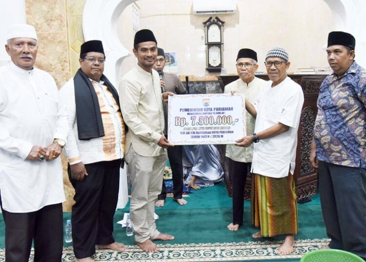 Tim Safari Ramadhan II Pemko Pariaman mengunjungi Masjid Al Furqan di Desa Rawang, Pariaman Tengah.