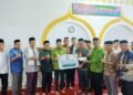 Bupati Padang Pariaman Sambut Safari Ramadan DMI Sumbar, Masjid Lubuak Bareh Terima Bantuan